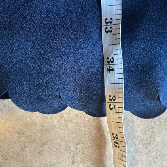 Banana Republic Factory Dress - Navy scalloped sheath short sleeve skater style - Picture 9 of 9